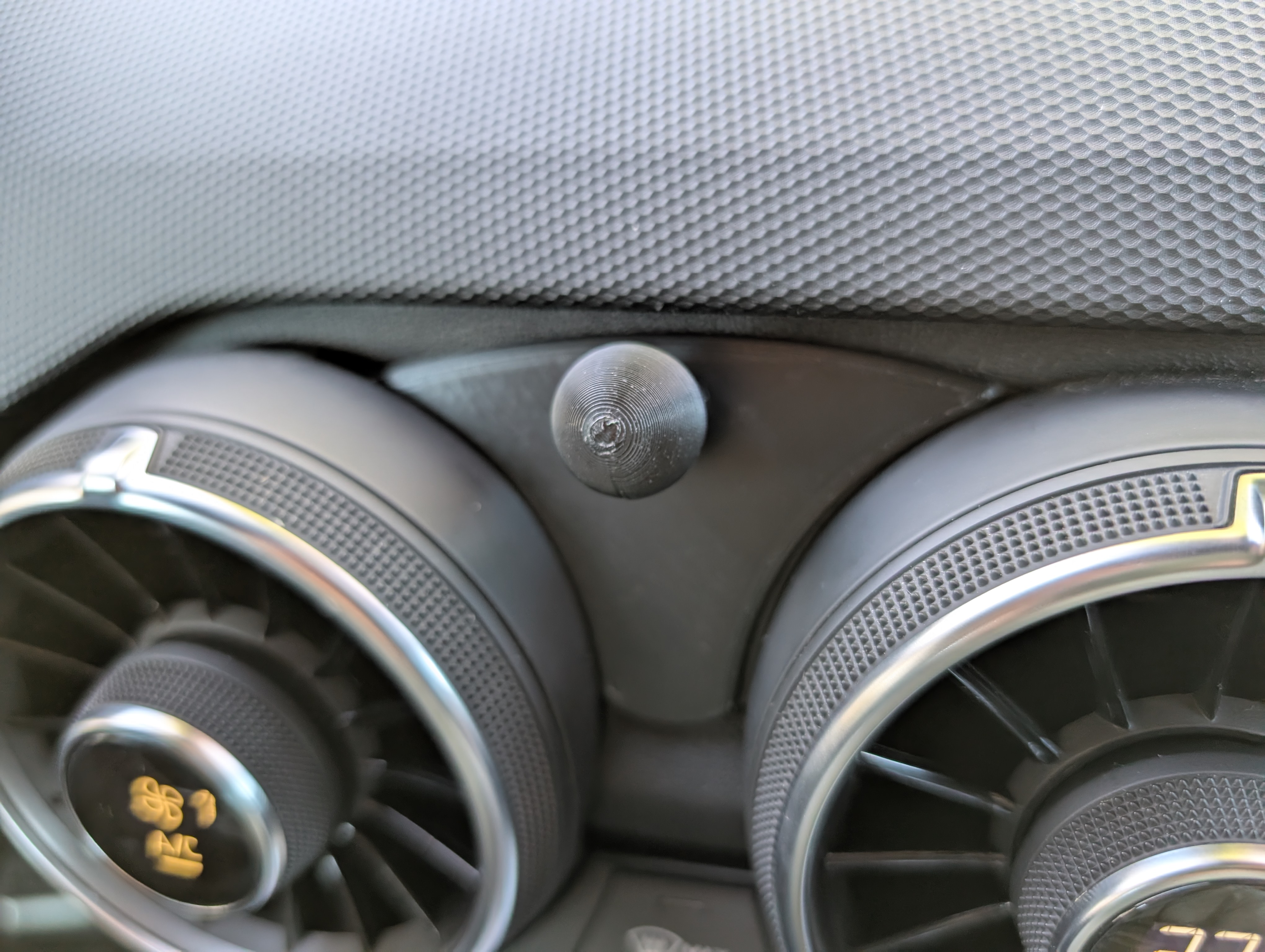 Handyhalterung für Audi TT 8S/MK3 | Qi2/MagSafe kompatible | 17mm Ball